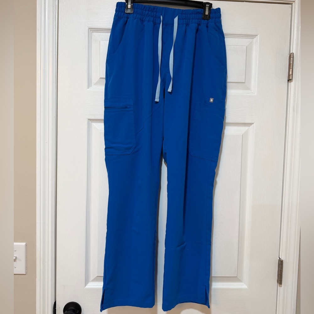 WOMEN’S FIGS ROYAL BLUE DOWA SCRUB PANTS - M